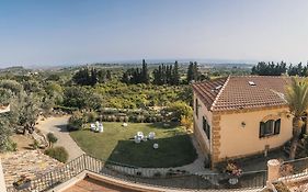 Villa La Lumia B&B Suites&Apartments
