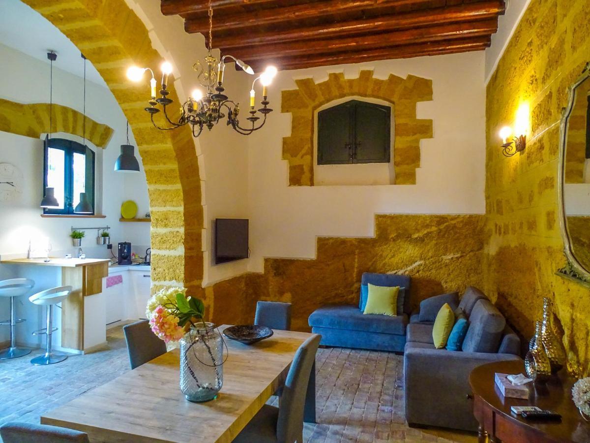 Villa La Lumia B&B Suites&Apartments Agrigento Esterno foto