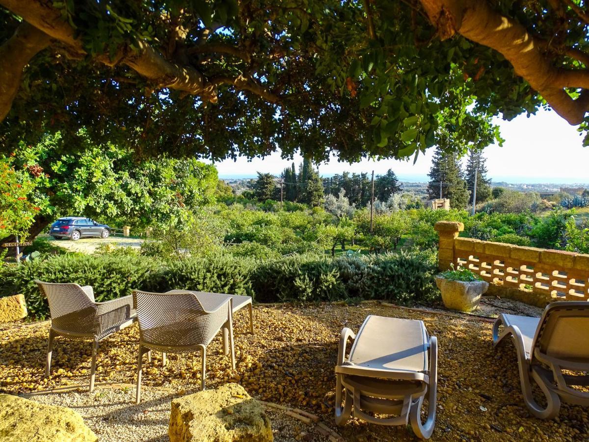 Villa La Lumia B&B Suites&Apartments Agrigento Esterno foto