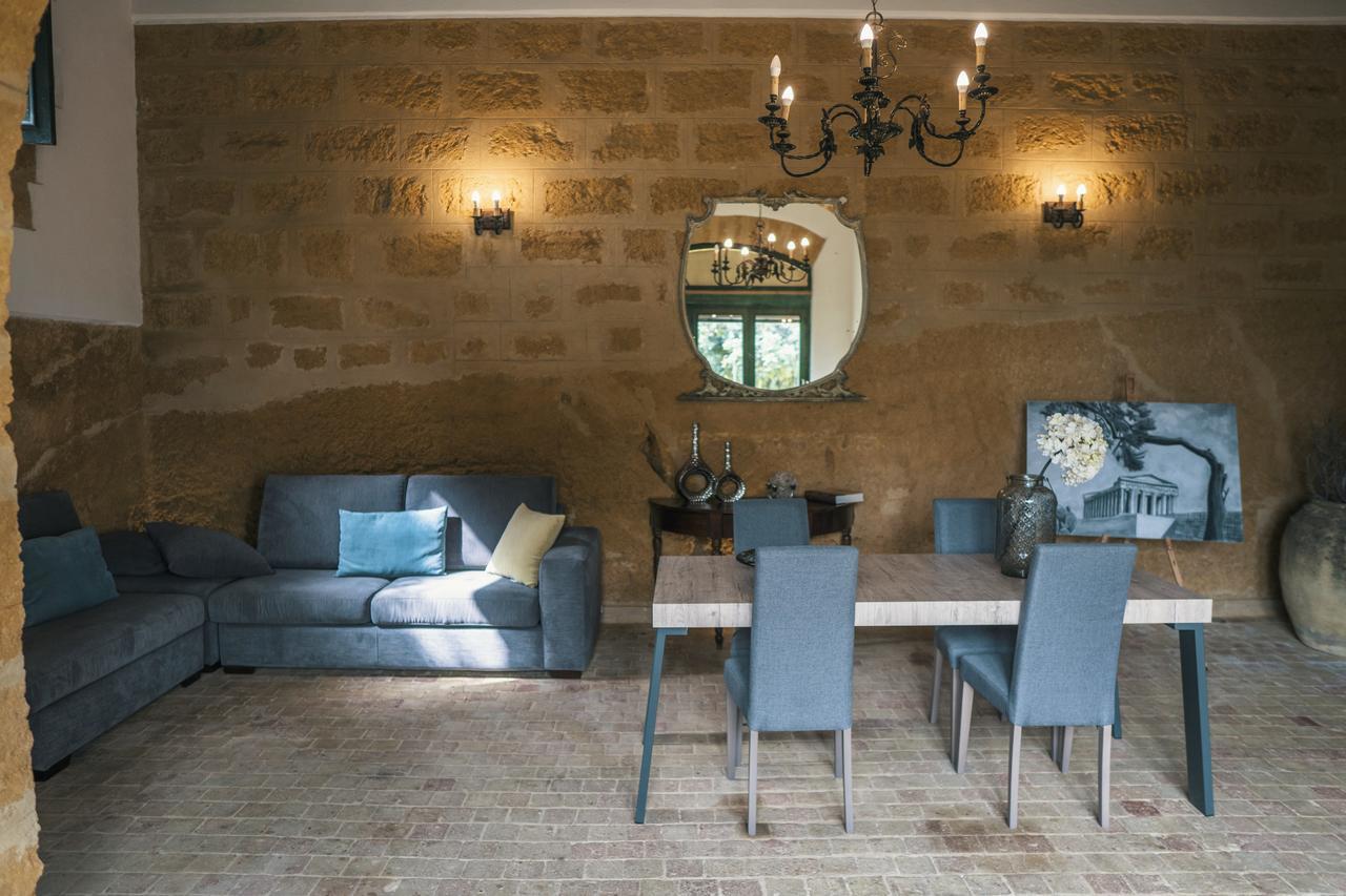 Villa La Lumia B&B Suites&Apartments Agrigento Esterno foto