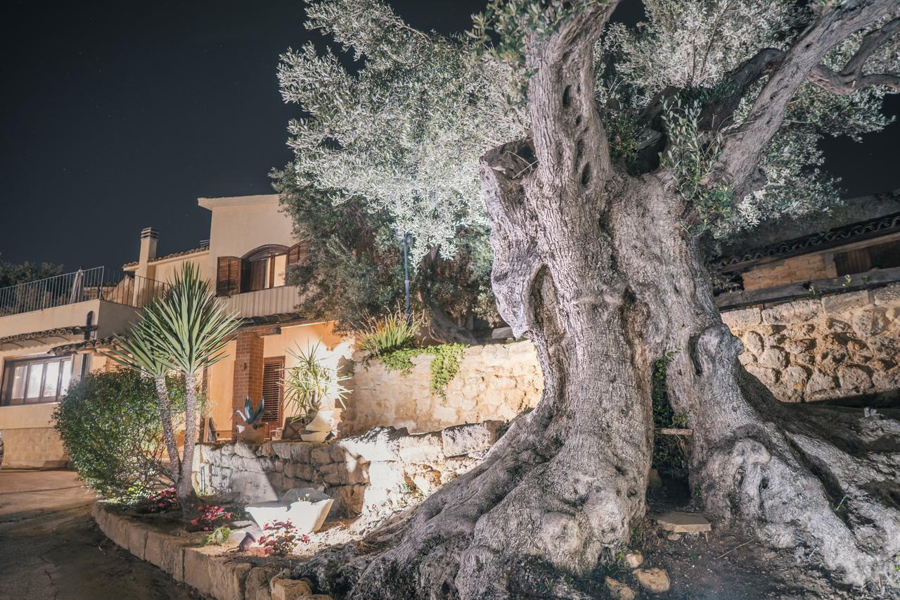 Villa La Lumia B&B Suites&Apartments Agrigento Esterno foto