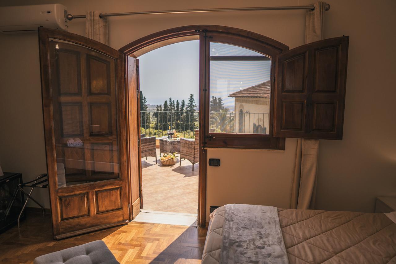 Villa La Lumia B&B Suites&Apartments Agrigento Esterno foto