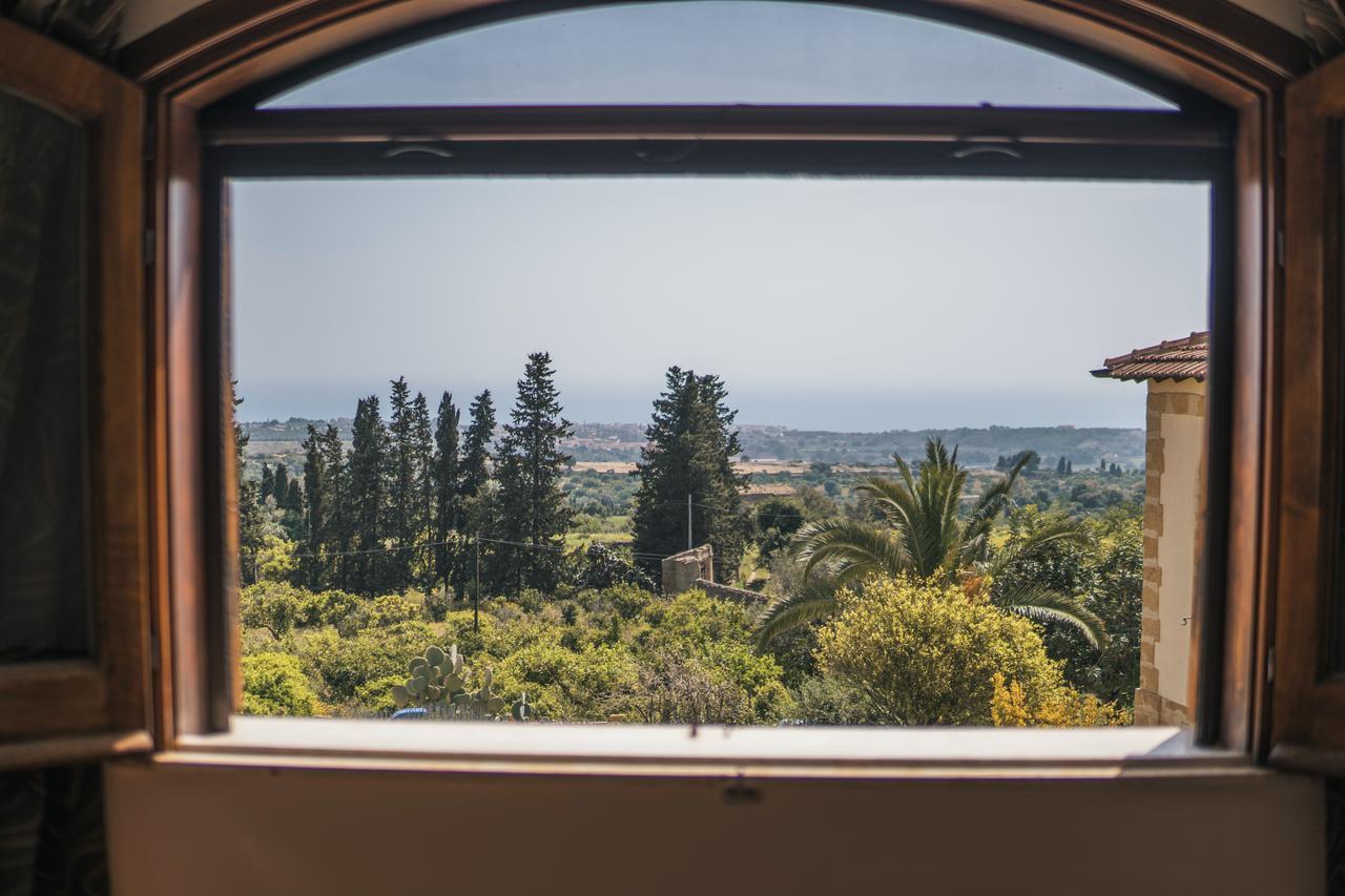 Villa La Lumia B&B Suites&Apartments Agrigento Esterno foto
